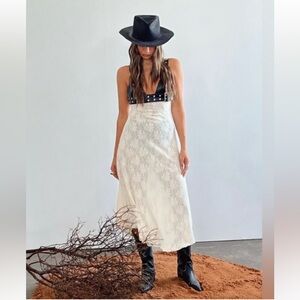 WeWoreWhat Black and White Midi Dress